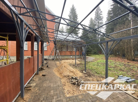 Навес из поликарбоната к дому для террасы №68 - фото 1633